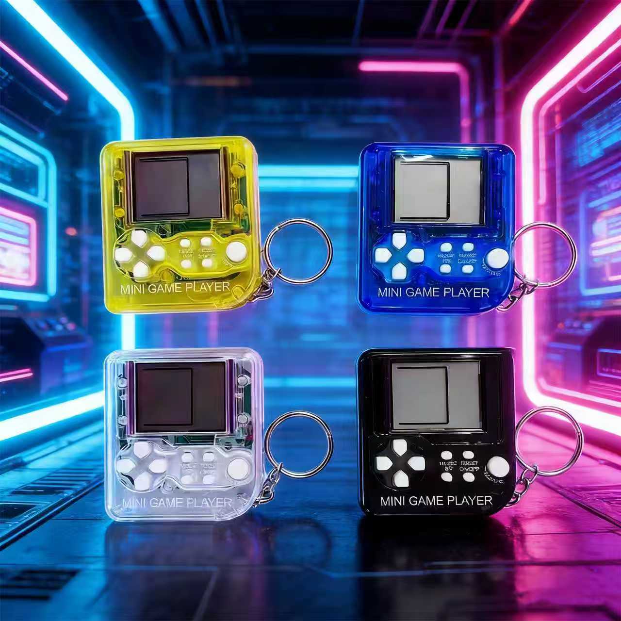 Gaming Console Keychain - جهاز ألعاب محمول صغير بتصميم كلاسيكي