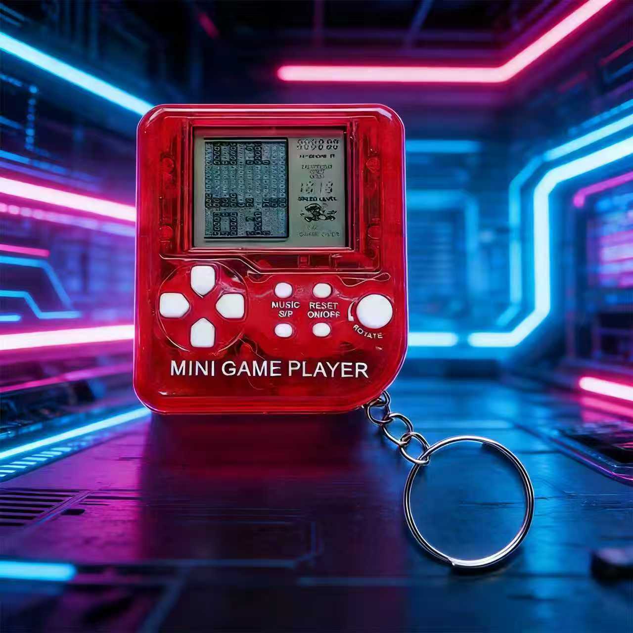 جهاز ألعاب محمول صغير بتصميم ك - مراجعة Gaming Console Keychain وسعره