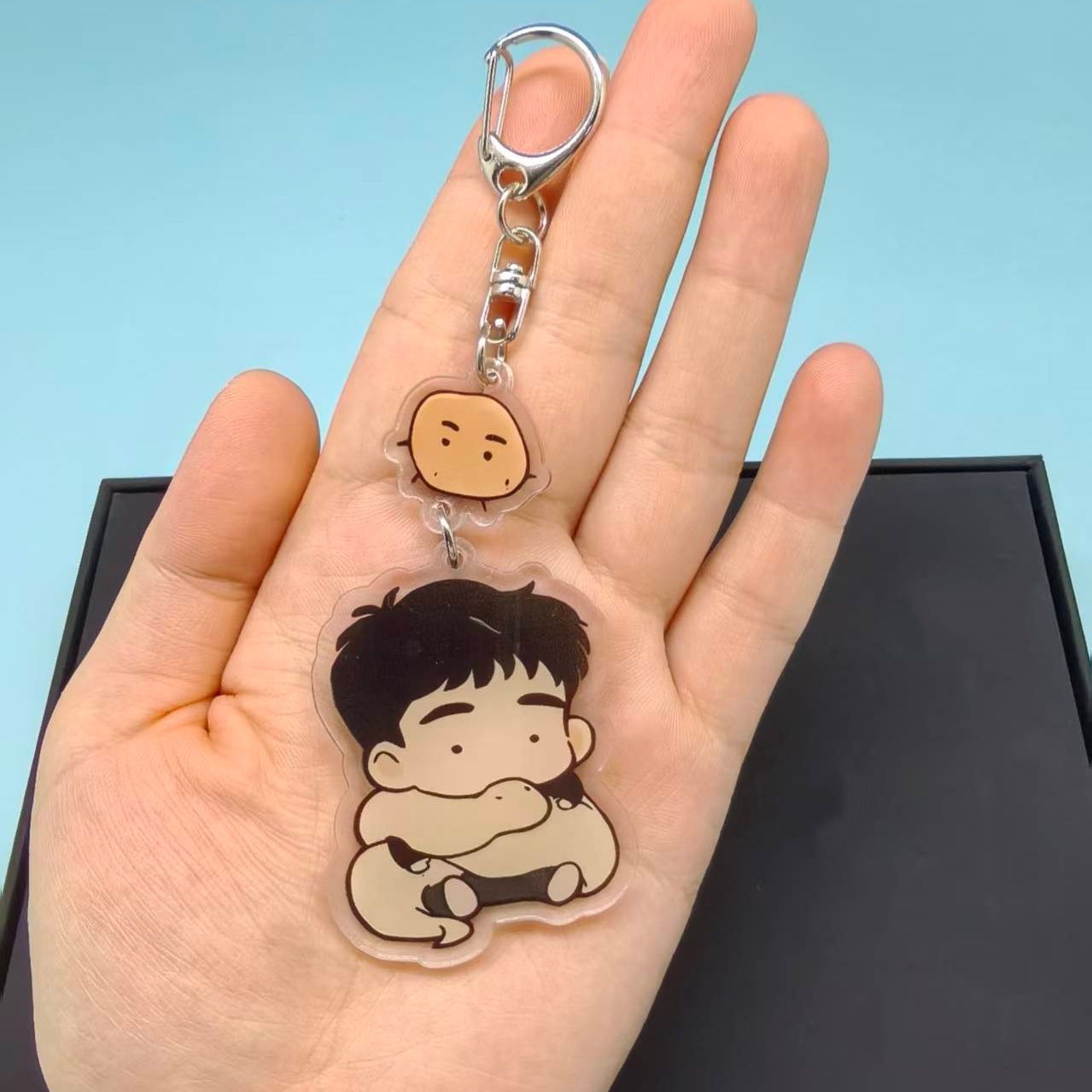 سلسلة مفاتيح أكريليك بتصميم ال - مراجعة Gaming Console Keychain وسعره