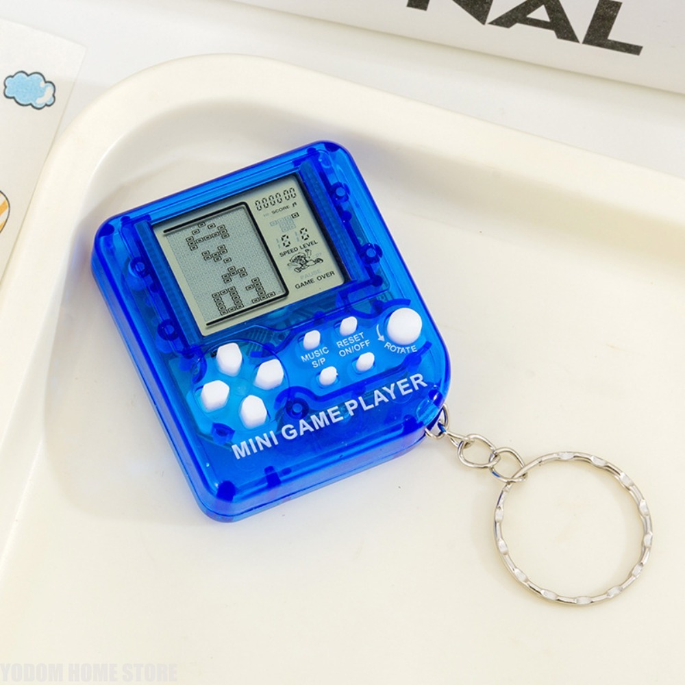 جهاز ألعاب محمول كلاسيكي بتصمي - مراجعة Gaming Console Keychain وسعره