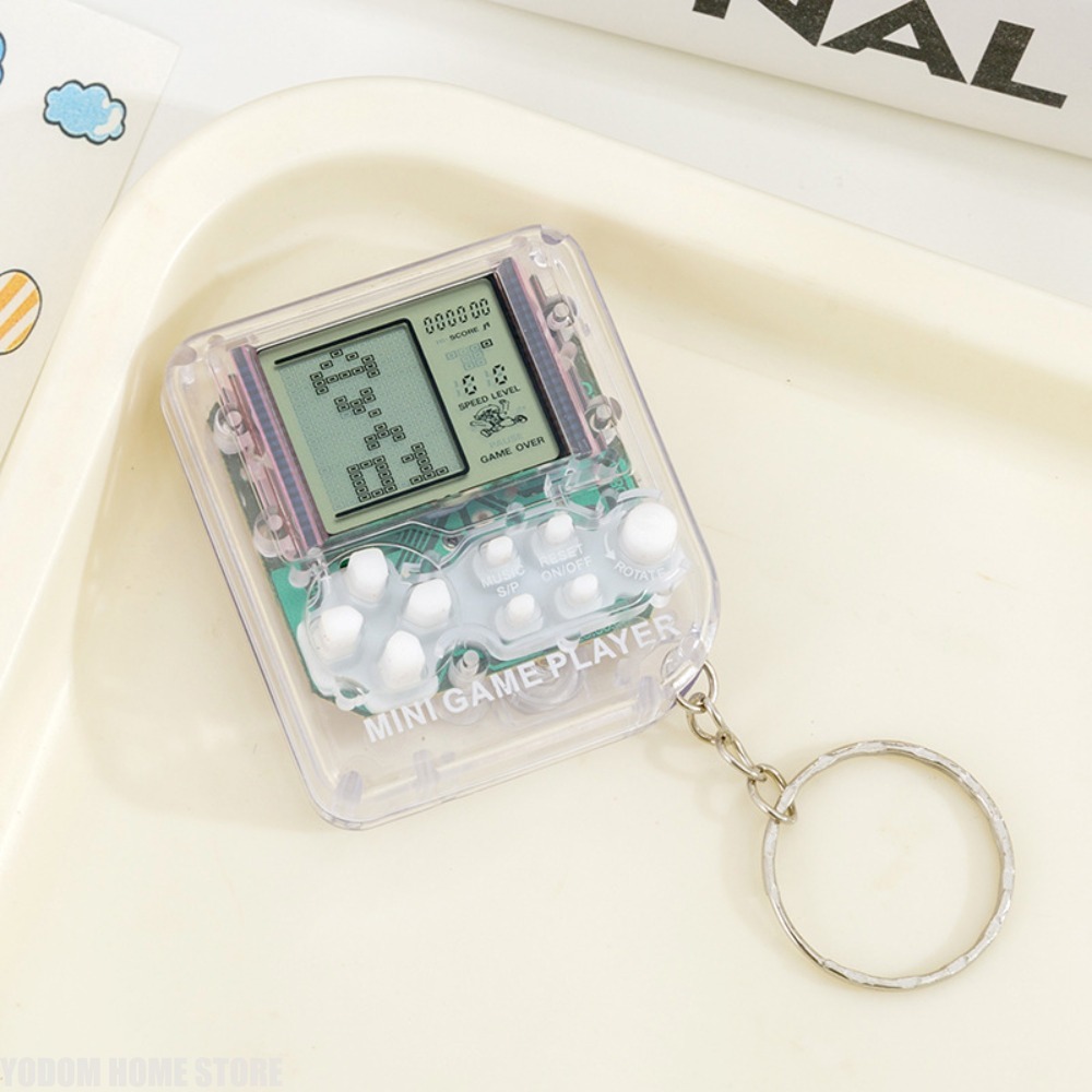 جهاز ألعاب محمول كلاسيكي بتصمي - مراجعة Gaming Console Keychain وسعره