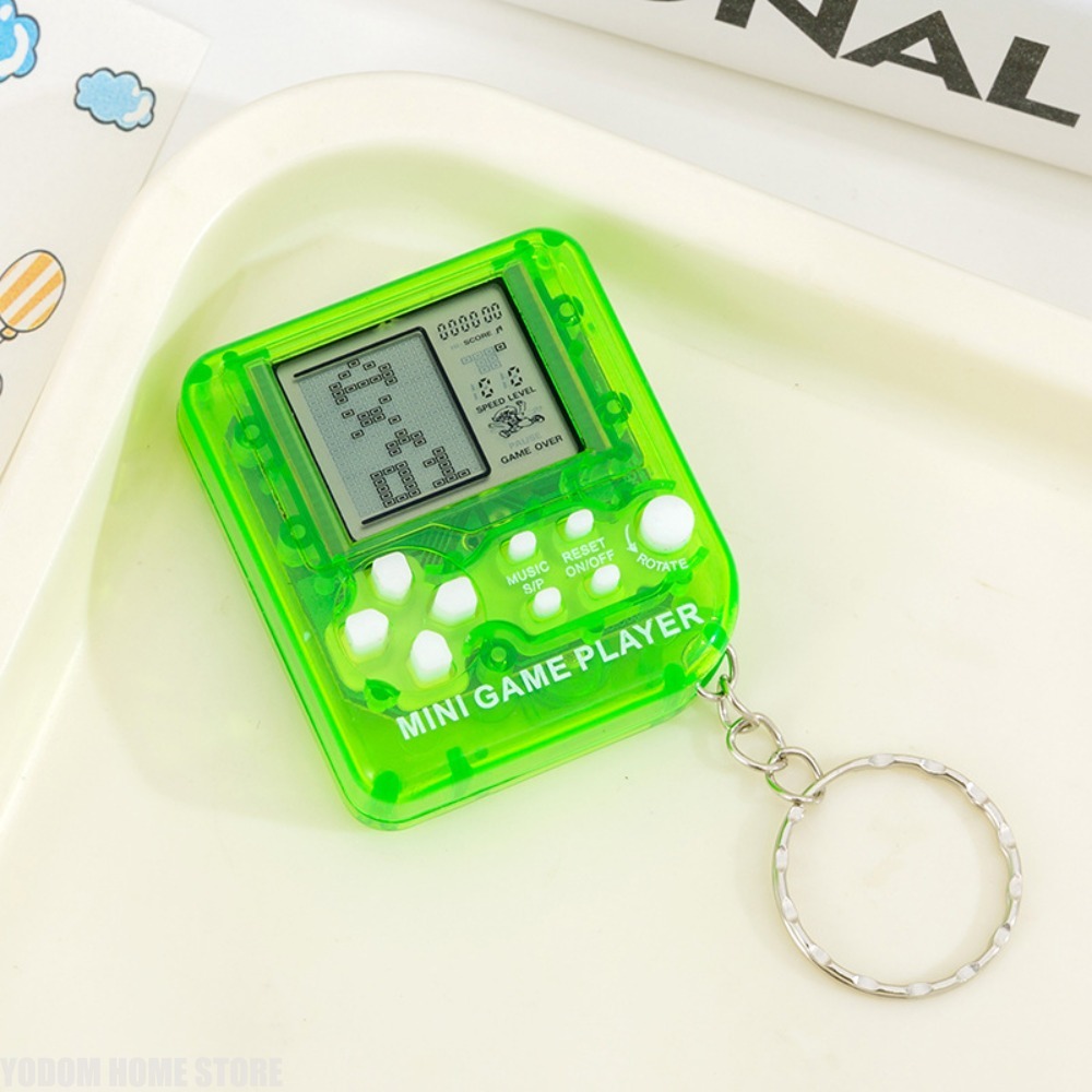 جهاز ألعاب محمول كلاسيكي بتصمي - مراجعة Gaming Console Keychain وسعره